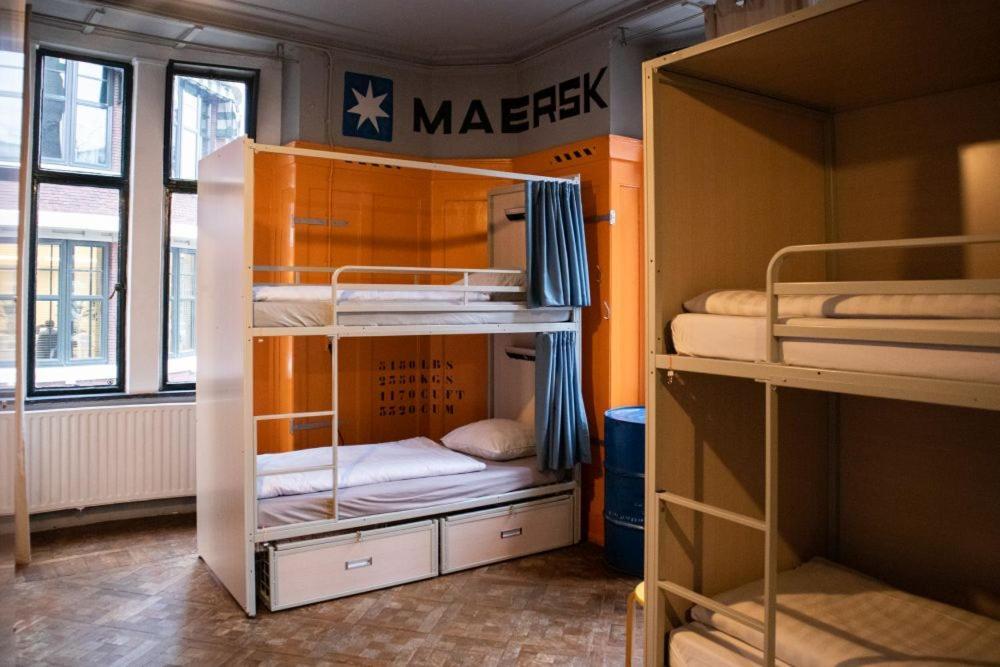 Hostel Room Ротердам Екстериор снимка